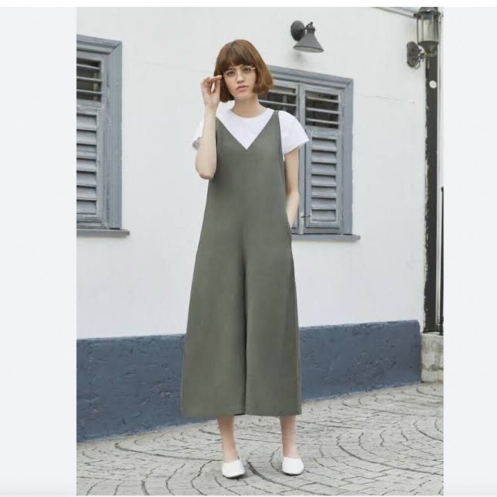Uniqlo Linen Jumpsuit
